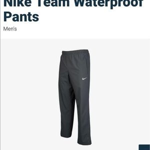 Nike Sportswear Pants in Black Golf